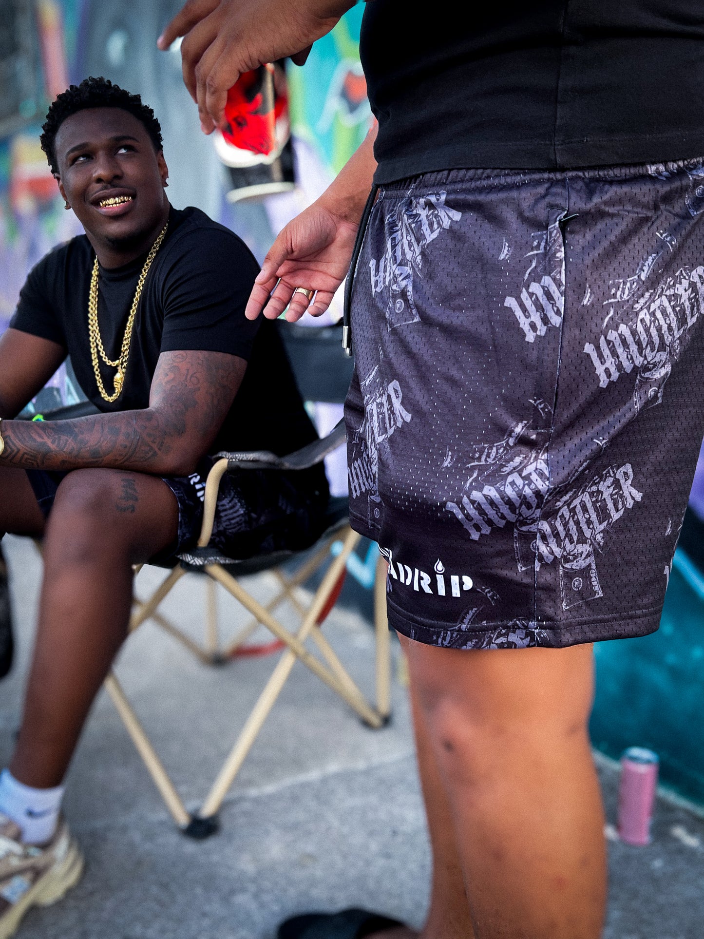 Short "Hustler"