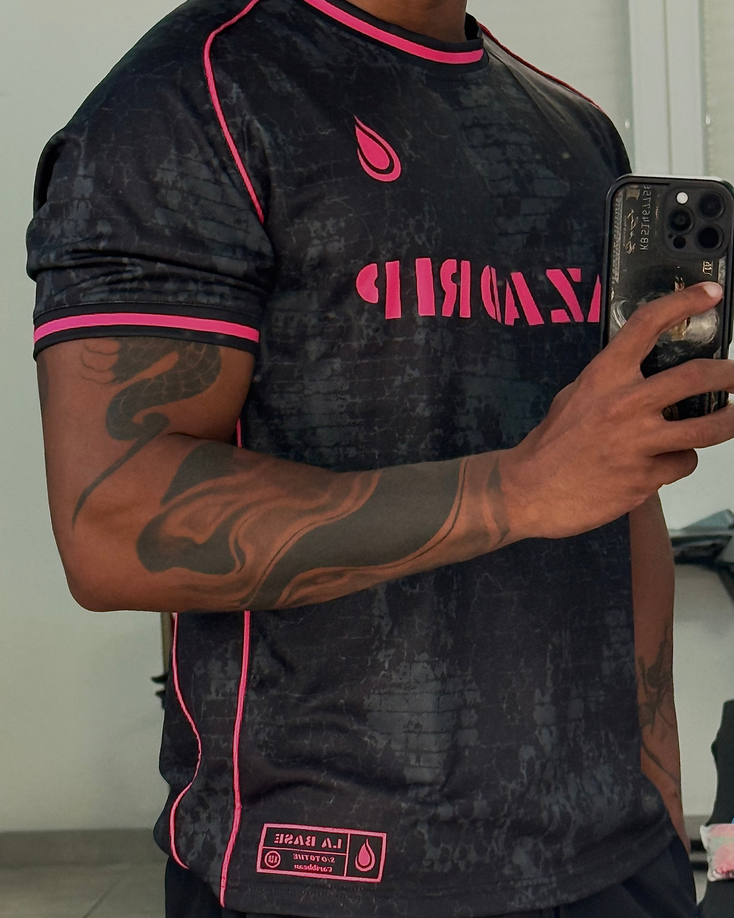 JERSEY "TOTY" N°1 - NOIR & ROSE | MAILLOT DE FOOTBALL KAZADRIP